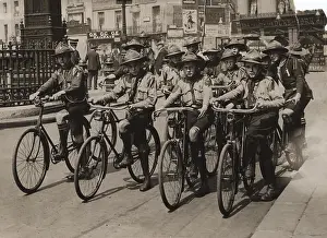 Messengers: Scouts during Wartime