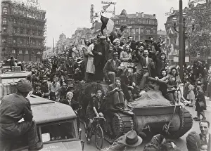 Rapidly: Scouts during Wartime