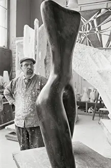 Hartung: Sculptor Karl Hartung