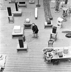 Sculpting: Sculptor Karl Prantl in his studio
