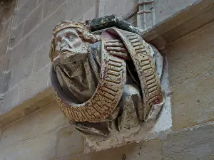 Corbel: Sculpture, Chapelle Jean de Bourbon, Abbaye de Cluny, Cluny