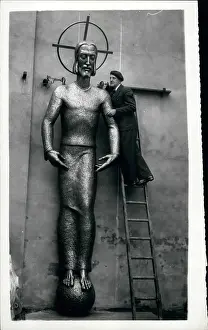 Mediator: Sculpture of Christ the Mediator by Arthur Fleischmann