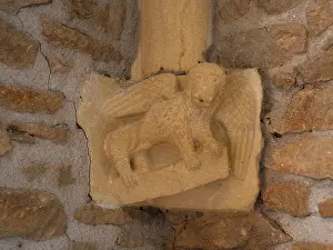 Corbel: Sculpture, Eglise Saint-Mathieu, Oingt, Beaujolais, France