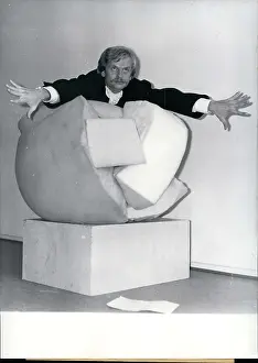 Bittner: Sculpture by John Chamberlain, exhibition in Cologne