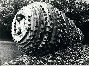 Klaus: Sculpture by Klaus Simon in Dusseldorf, Germany