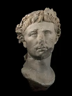 Saintes: Sculpture, Musee Archeologique, Saintes, Nouvelle-Aquitaine