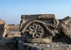 Builder: Sculpture, Zvarnots Cathedral, Monastery of Etchmiadzin, Vagharshapat, Armenia