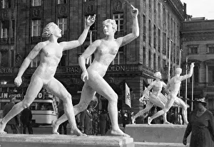 Adlon: Sculptures of athletes in front of the Hotel Adlon in Berlin