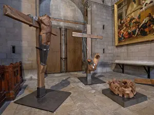 Odour: Sculptures, Eglise Saint-Pierre, Macon, Burgundy, France