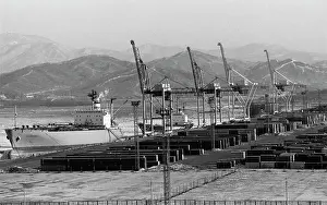 Containers: Sea port