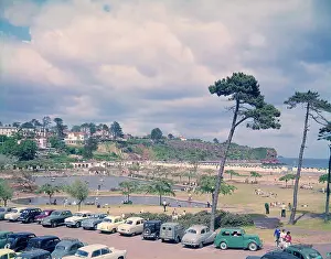 Chalets: Sea front view at Paignton, Devon