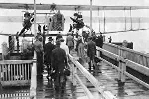 Fina: Seaplane for tourists, 1919