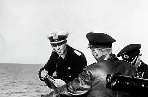 Neutral: Search of neutral ships, 1939
