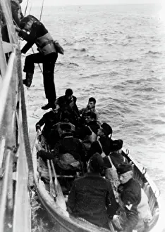 Neutral: Search of neutral ships, 1940