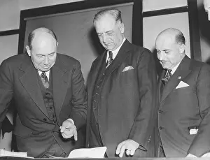 Financiers: The SEC hearing into Amadeo Giannini's (center)