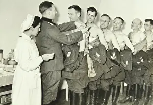 Typhoid: Second World War. Vaccination against