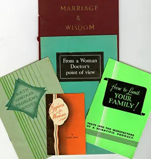 Advice: Selection of birth control booklets