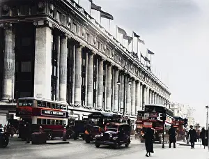 Routemaster: SELFRIDGES EXTERIOR 30S