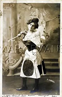 Newsprint: SELLING LE SOLEIL 1902