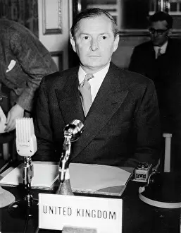 Selwyn: Selwyn Lloyd