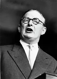 Selwyn: Selwyn Lloyd