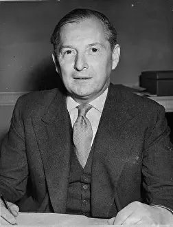 Selwyn: Selwyn Lloyd