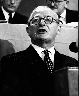 Selwyn: Selwyn Lloyd