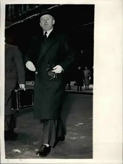 Foreing: Selwyn Lloyd, Foreign Secretary, in Downing Street, London