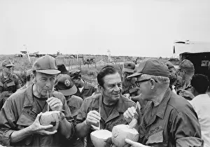 Coconuts: US Senators drink from coconuts on a fact-finding ?