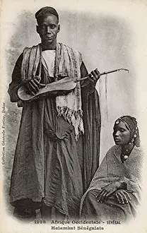 Oral: Senegal - Griot playing a Xalam