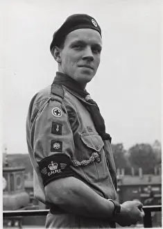 Majestys: Senior Scout helping during Coronation