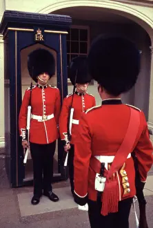Sentries: Sentry guards changing, London