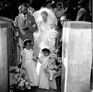 Bridegrooms: September 1954 - Drum Goes To A Wedding - The invited