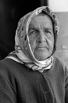 Kally: September 1960 - White Chief with 47 black wives. One