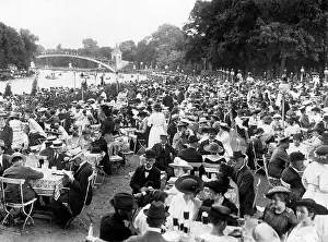 Treptow: Serenade in a park, 1917