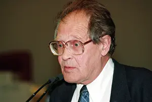 Kovalev: Sergei Kovalev, 1995