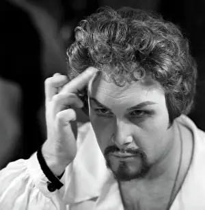 Belinsky: Sergei Leiferkus, 1977