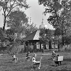 Sketching: Serpukhov children's art school