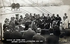 Pharcide: Service held on the Terra Nova before leaving Lyttelton