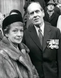 Bouncing: Service for Sir Wallis at St. Paul's