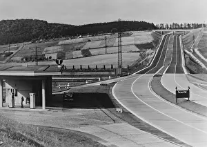 Usz62: Service Station of the German Autobahn a ?