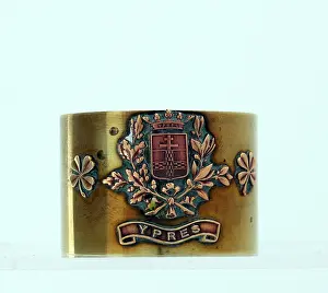 Serviette: Serviette ring with the Coat of Arms of Ypres