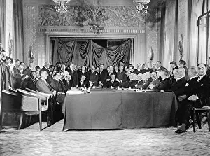 Experts: Session of the expert commission under chair Owen D. Young