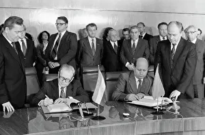 Commission: Session of intergovernmental Soviet-Hungarian Commission