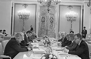 Consultative: Session of Presidential Consultative Council, 1992