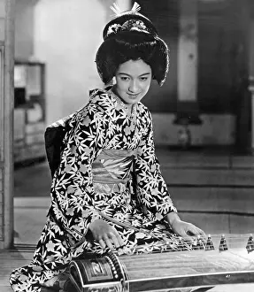 Geisha: Setsuko Hara in The Daughter of Samurei ', 1937'