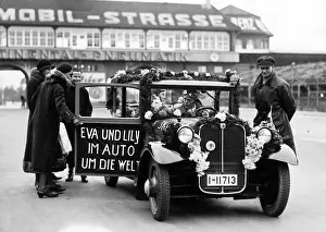 Avus: Setting out for a ride by car around the world, 1932