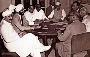 Negotiation: The seven Indian political leaders accept the