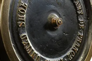 Republicaine: Sewing machine wheel, Workshops of the Republican