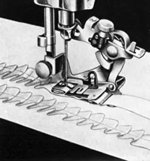 Fabrication: Sewing machines, accessory unit for the ruffling of the fabr